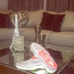 Men’s Jordan’s shoes